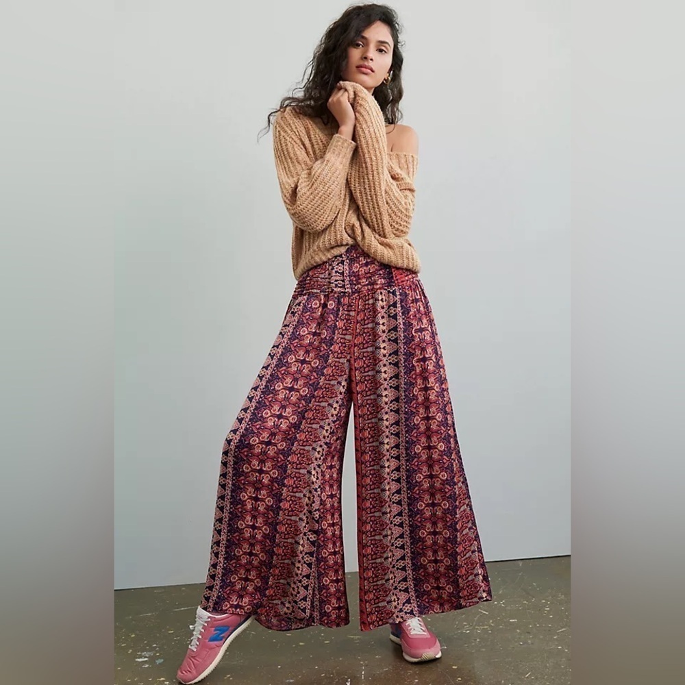 Anthropologie Aria pleated lounge pants size small petite